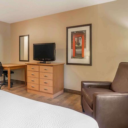 Extended Stay America Select Suites - St Louis - Westport - Craig Road Меріленд-Гайтс Екстер'єр фото